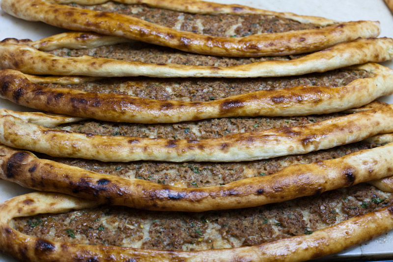 pide, tuba şatana